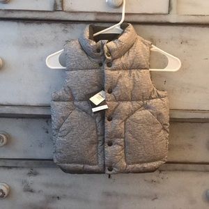 Gap vest